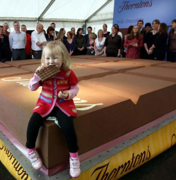 Самая большая плитка шоколада