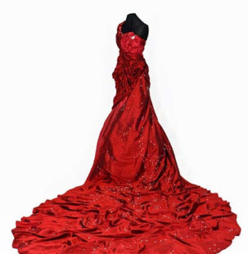 Самое дорогое платье: Nightingale of Kuala Lumpur 