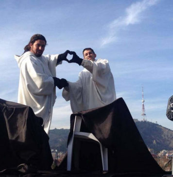 Самое длительное рукопожатие: 43 часа