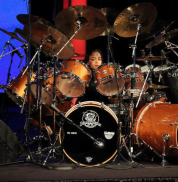 Самый молодой барабанщик: Джулиан Павон