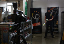 Самое продолжительное жонглирование с закрытыми глазами